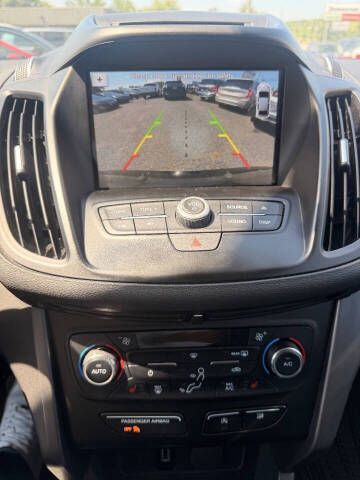 2017 Ford Escape SE