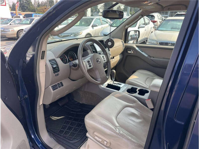 2011 Nissan Pathfinder Silver Edition