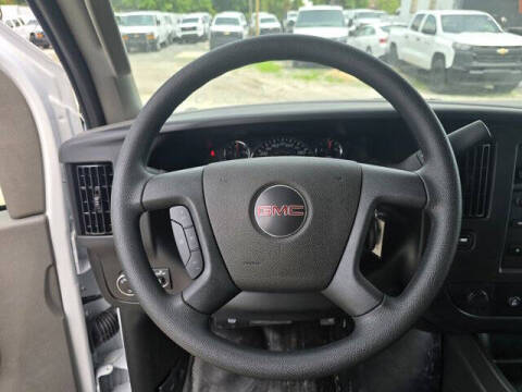 2025 GMC Savana 2500