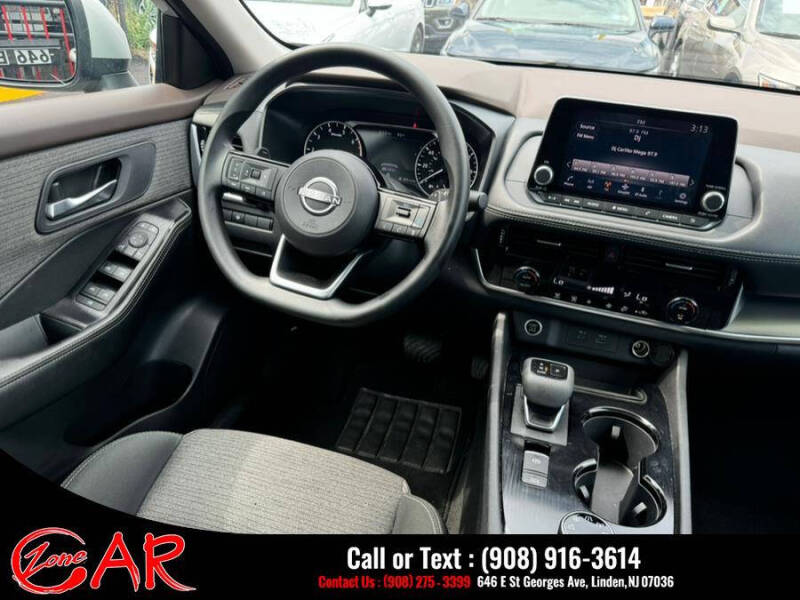 2022 Nissan Rogue SV