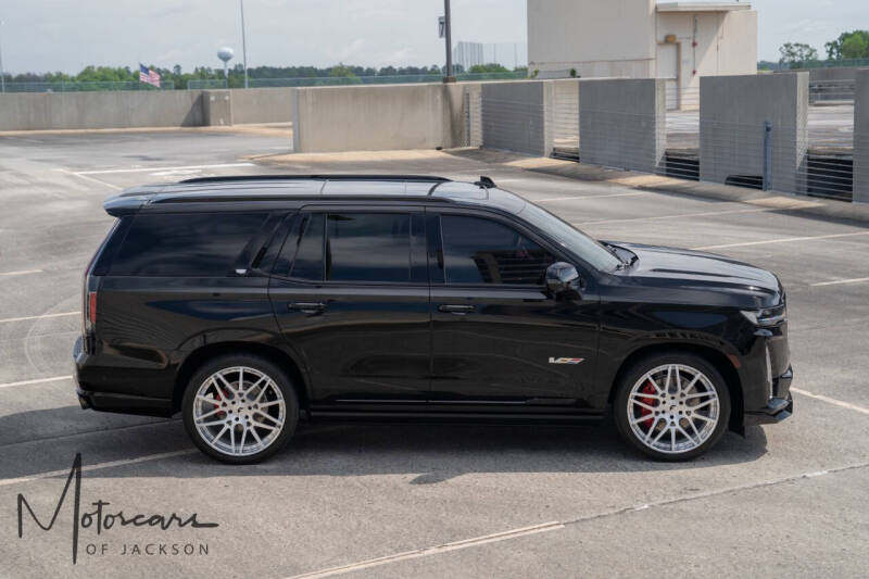 2023 Cadillac Escalade-V