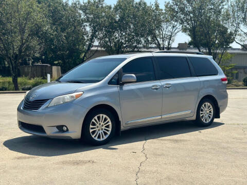 2014 Toyota Sienna for sale at Triple A's Motors in Greensboro NC