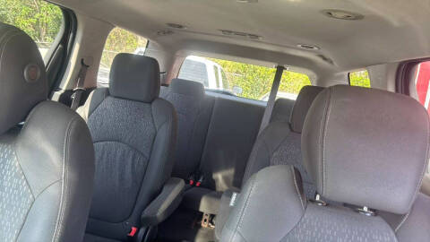 2015 GMC Acadia SLE-2