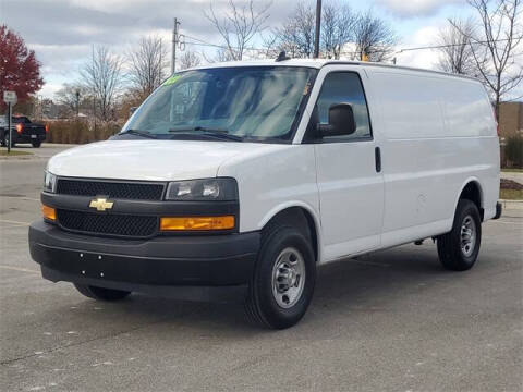 2023 Chevrolet Express 2500