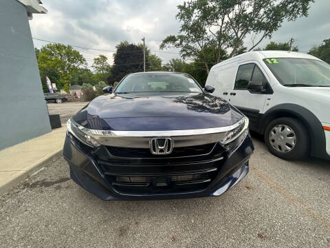 2018 Honda Accord for sale at Tiger Auto Sales in Columbus OH