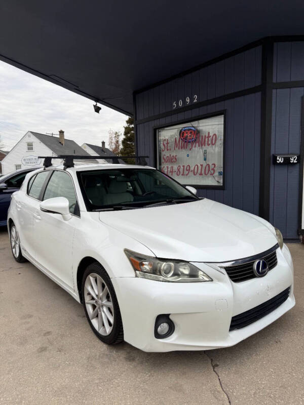 2011 Lexus CT Premium's photo
