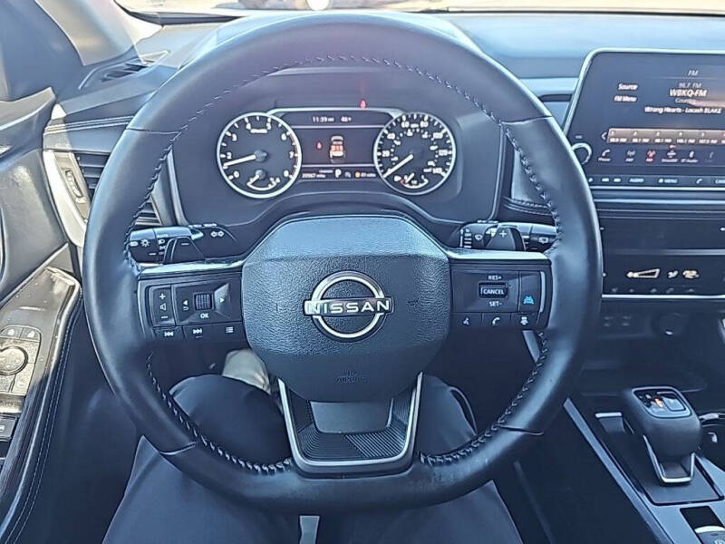 2025 Nissan Rogue SV