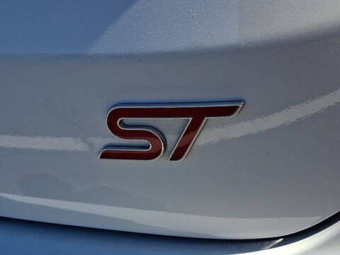 2022 Ford Edge ST