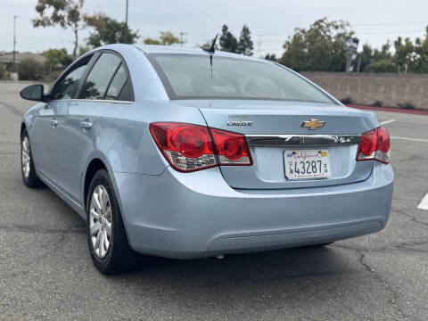 2011 Chevrolet Cruze LS