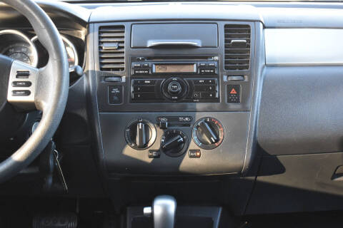 2011 Nissan Versa 1.8 S