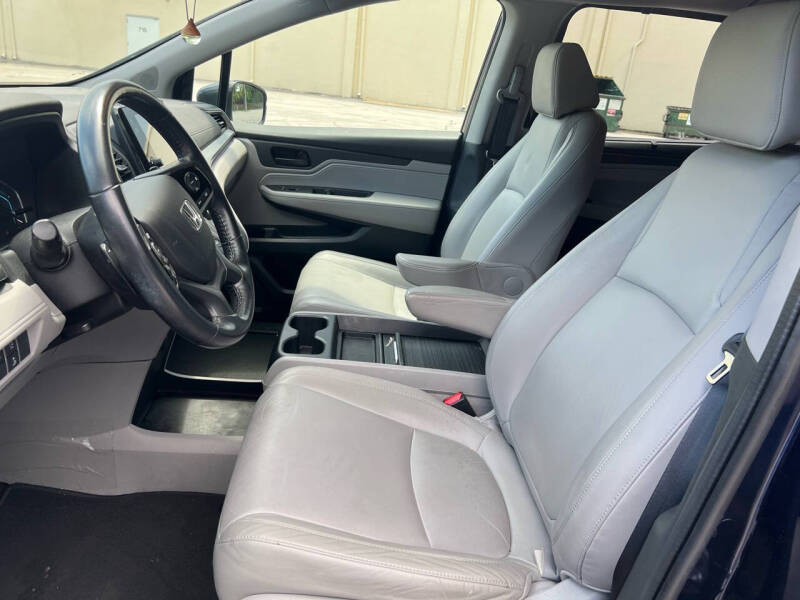 2019 Honda Odyssey EX-L photo 11