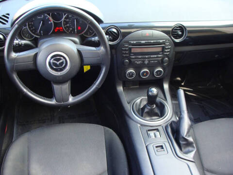 2015 Mazda MX-5 Miata Sport
