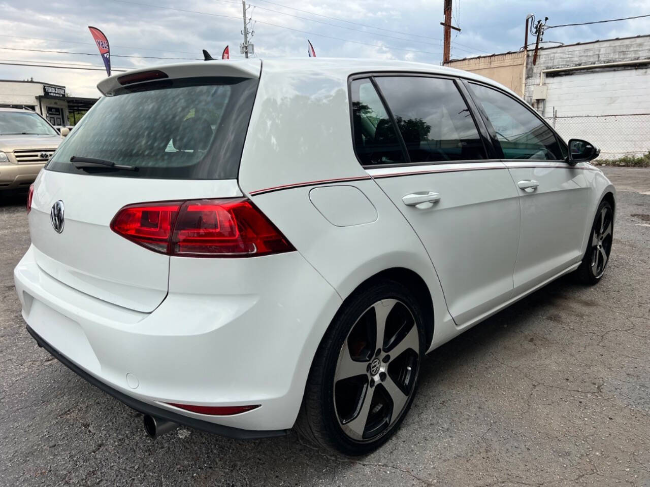 2015 Volkswagen Golf for sale at Luma Motors LLC in Tampa, FL