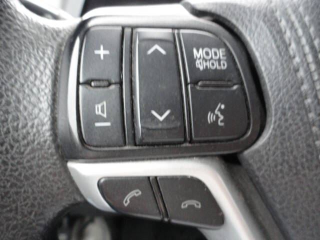 2019 Toyota Sienna LE 7-Passenger