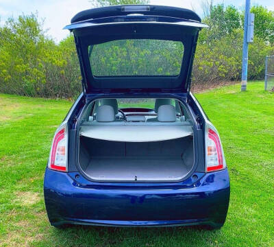 2013 Toyota Prius Two