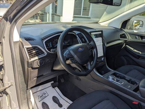 2021 Ford Edge SE
