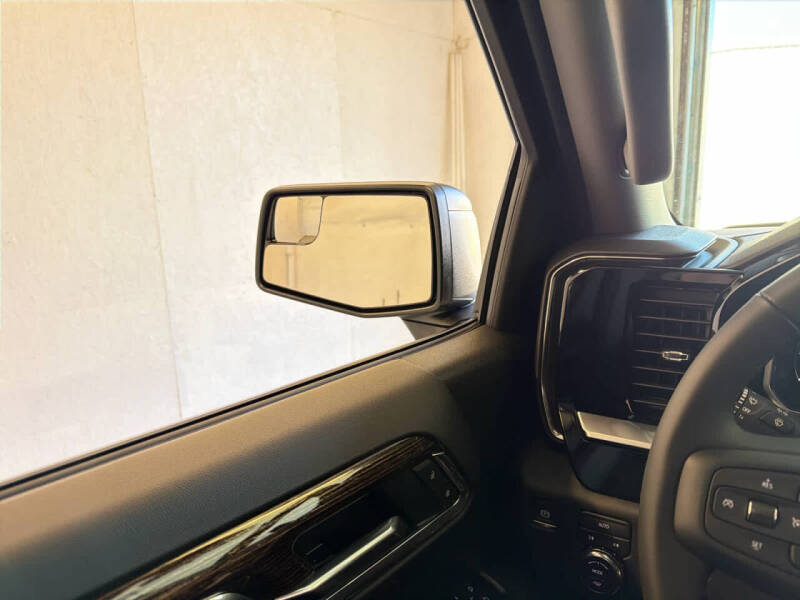 2026 GMC Sierra 1500 Elevation Standard