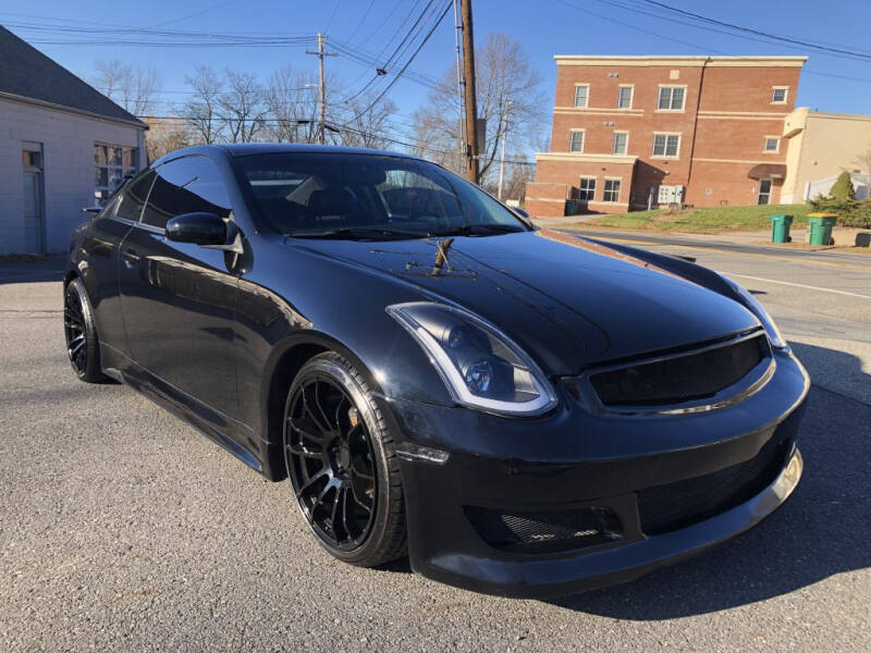 2005 Infiniti G35 for sale at LARIN AUTO in Norwood MA