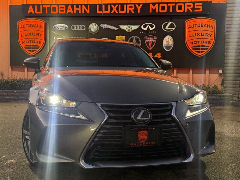 2018 Lexus IS 300