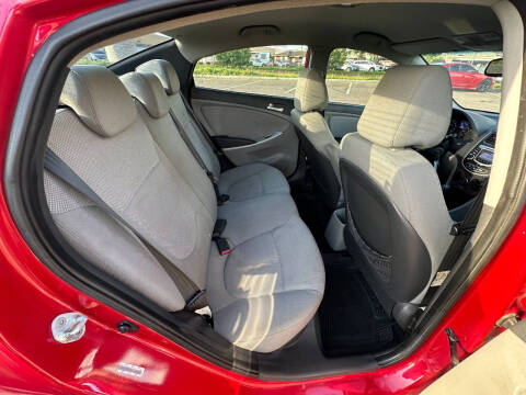 2013 Hyundai Accent GLS