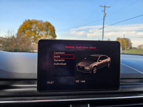 2017 Audi A4 2.0T quattro Premium