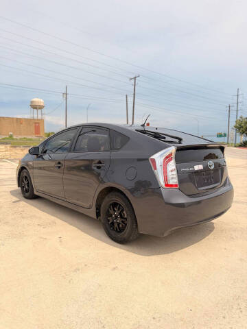 2015 Toyota Prius Two