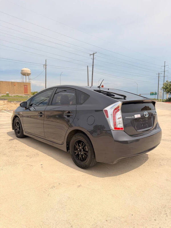 2015 Toyota Prius Two