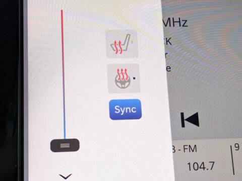 2025 Chrysler Voyager LX