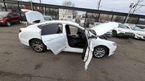 2016 Chrysler 200