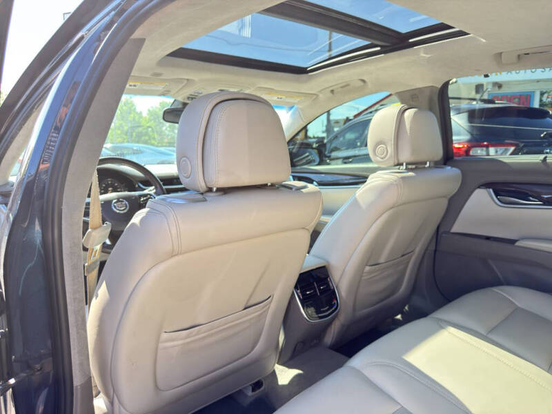 2013 Cadillac XTS Platinum Collection