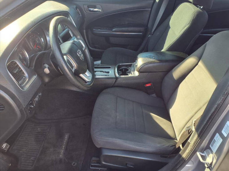 2013 Dodge Charger SE