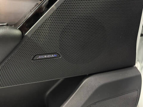 2020 Land Rover Range Rover Velar P250 R-Dynamic S