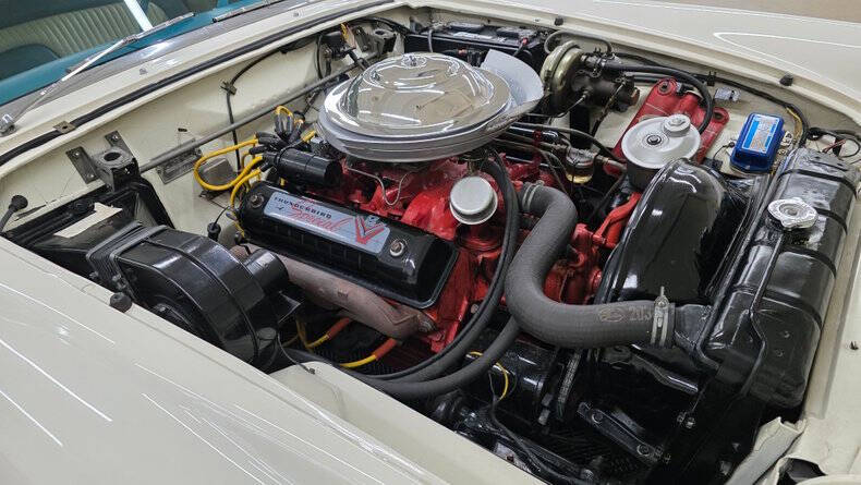 1956 Ford Thunderbird