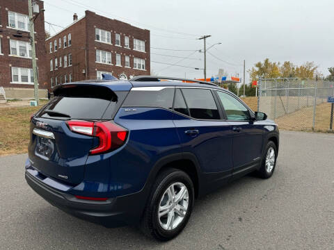 2022 GMC Terrain SLE