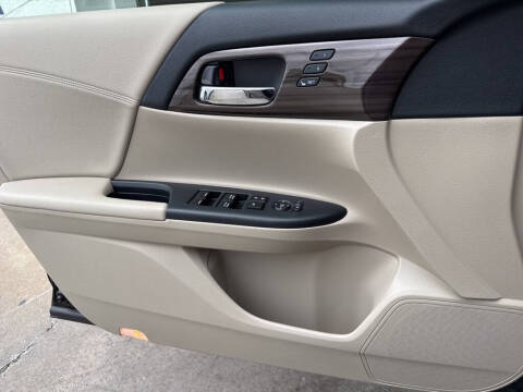 2017 Honda Accord Hybrid Touring