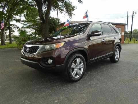 2013 Kia Sorento for sale at American Auto Exchange in Houston TX
