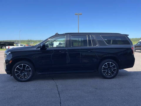 2023 Chevrolet Suburban RST