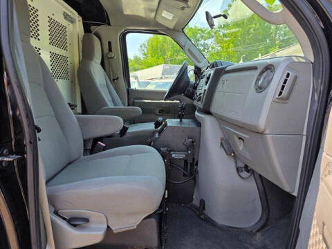 2009 Ford E-Series E-350 SD