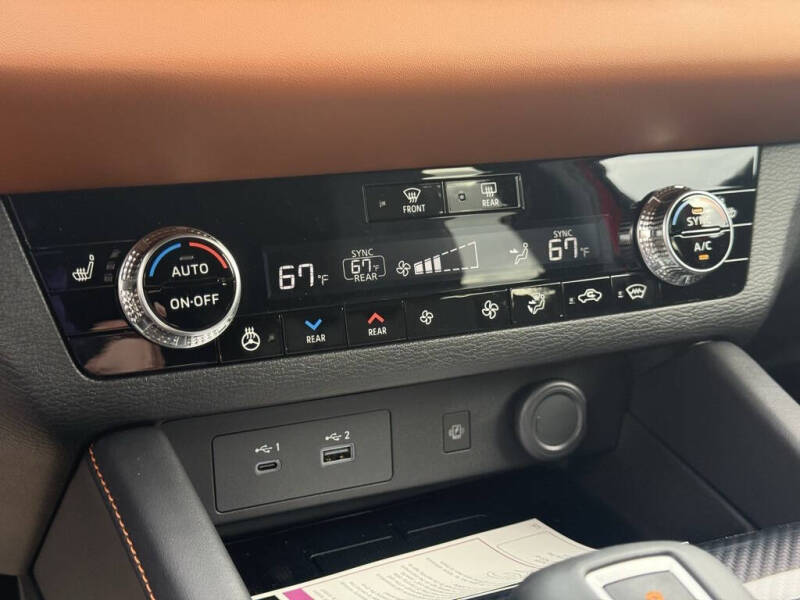 2025 Mitsubishi Outlander PHEV