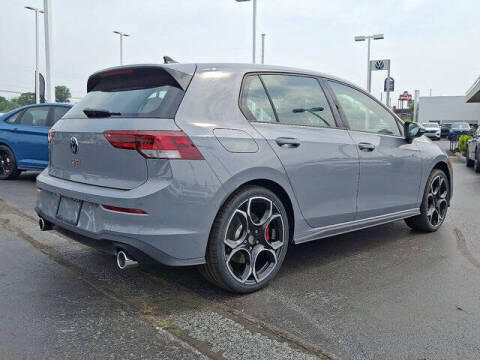 2025 Volkswagen Golf GTI Autobahn