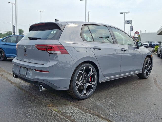 2025 Volkswagen Golf GTI Autobahn