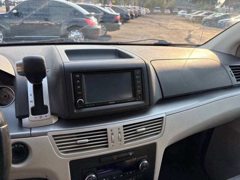 2009 Volkswagen Routan