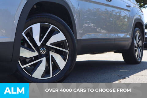 2025 Volkswagen Atlas SE