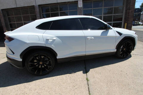 2019 Lamborghini Urus