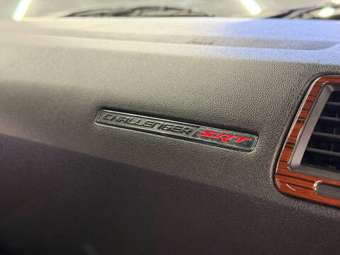2009 Dodge Challenger SRT8