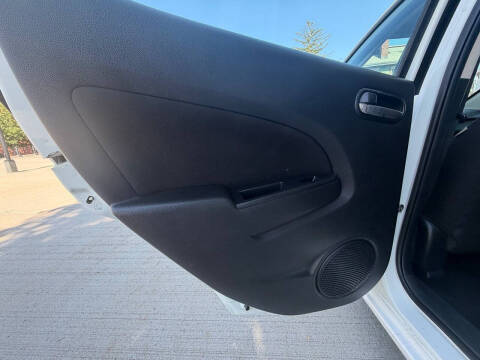 2011 Mazda MAZDA2 Sport