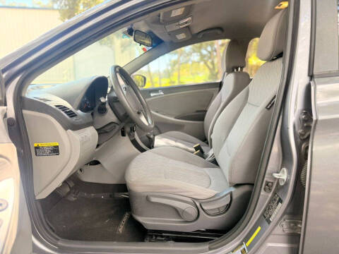 2014 Hyundai Accent GLS