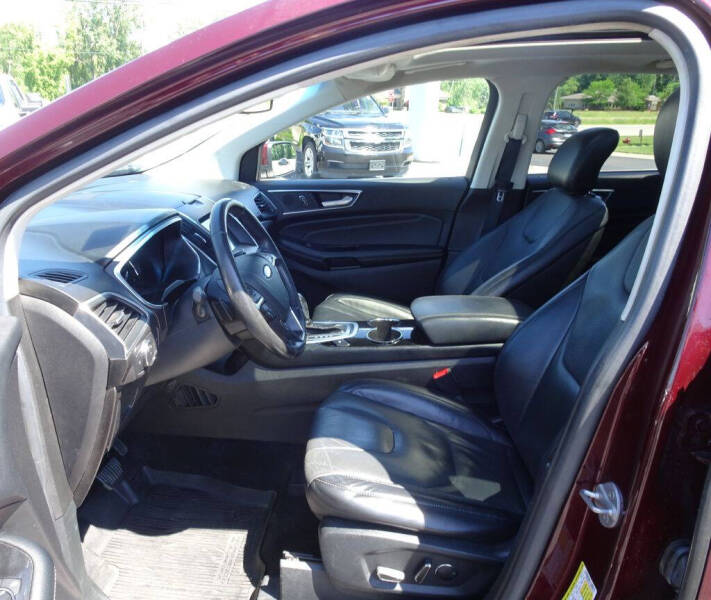2017 Ford Edge Titanium