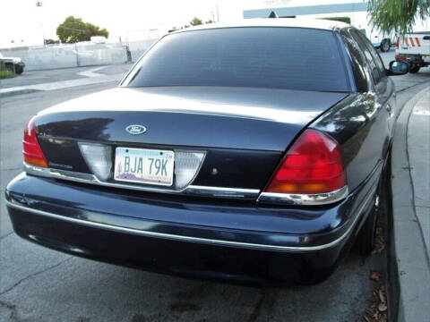 2003 Ford Crown Victoria