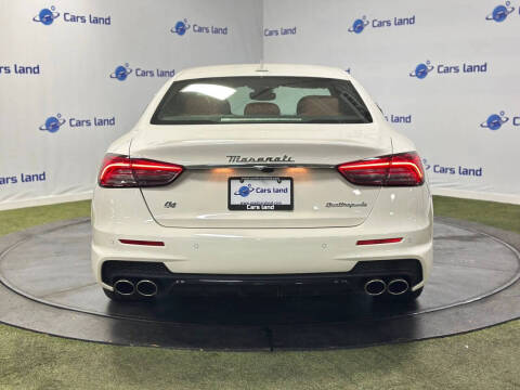 2022 Maserati Quattroporte Modena Q4